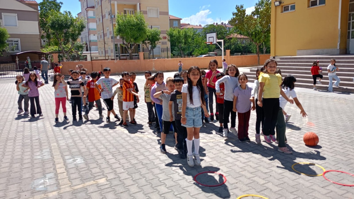 Geleneksel Çocuk Oyunları Şenlikleri